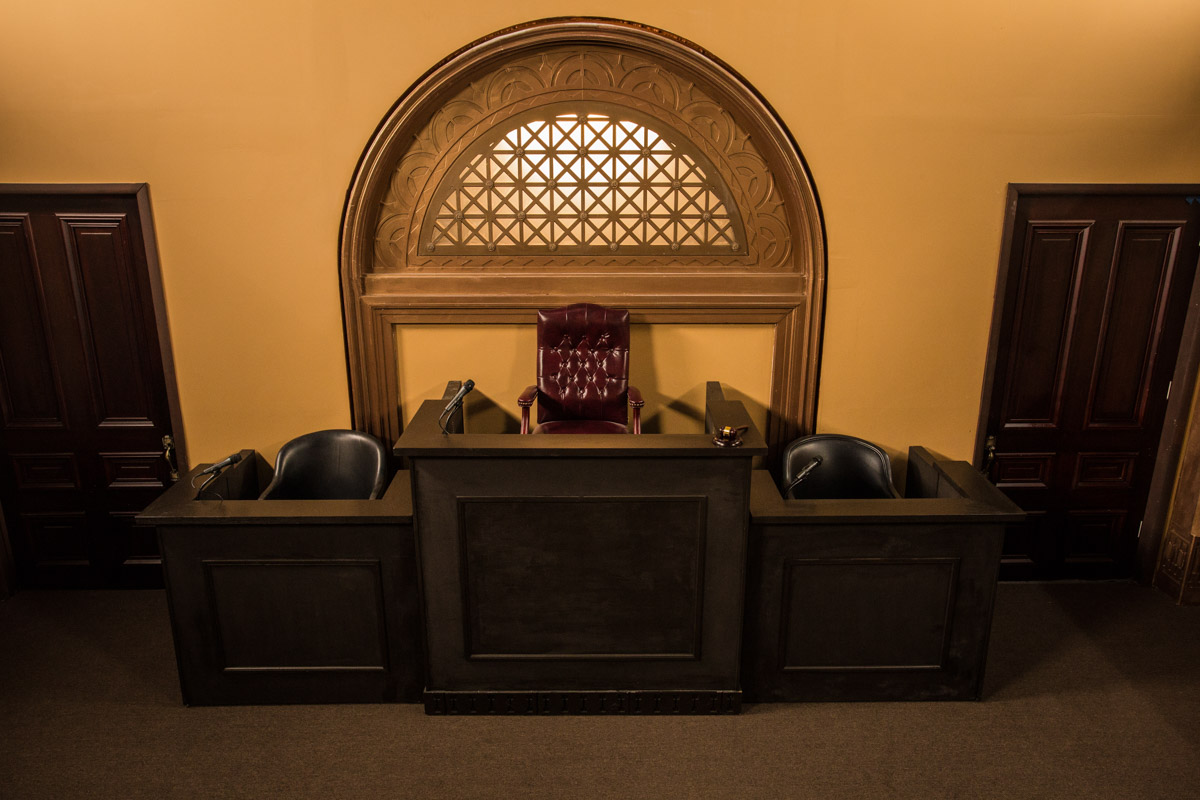 Courtroom Standing Set LA Court Room, Judges Chambers