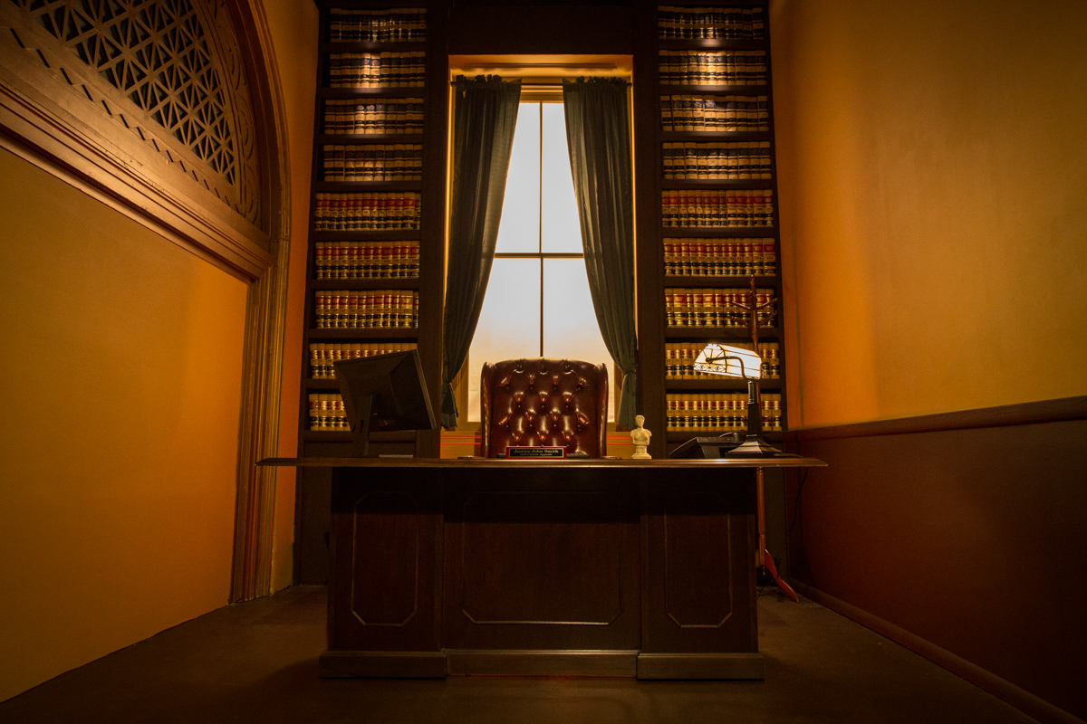Courtroom Standing Set LA Court Room, Judges Chambers