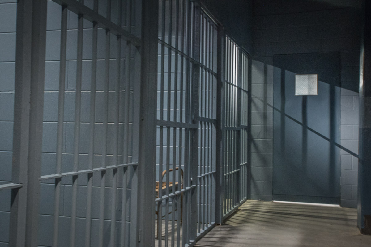 Affordable jail standing set for filming