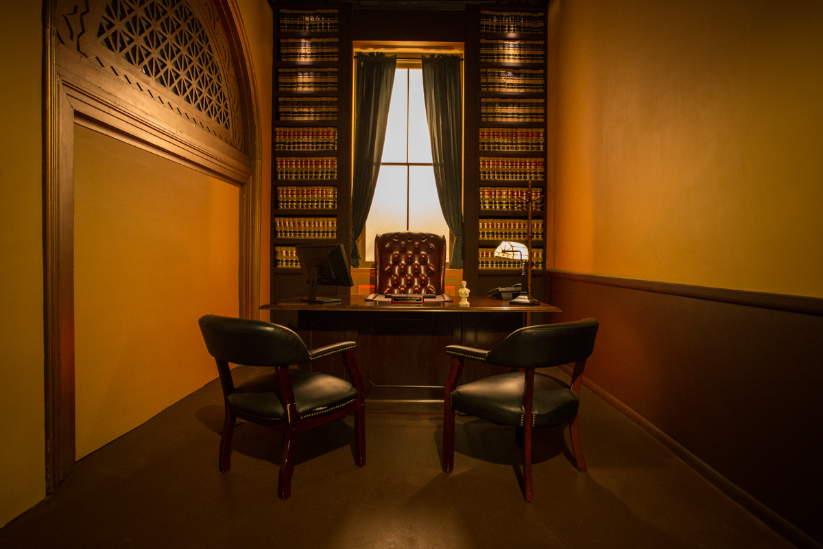 Courthouse standing set for rent